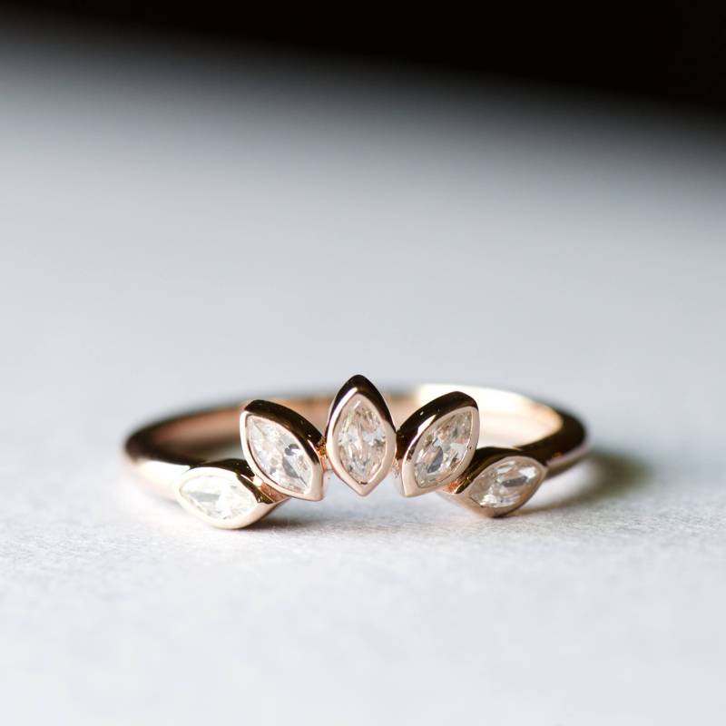 Rose Gold Ringschutz Blatt Sterling Silber Tiara Ring Enhancer von roseandchoc