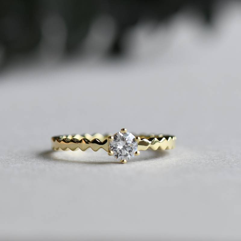 Vergoldeter Sterlingsilber Solitärring 5 Mm Zirkonia von roseandchoc