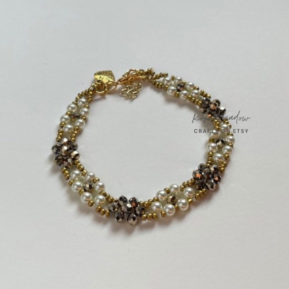 Handgemachtes Barock Perlen Armband von rosemeadowcrafts
