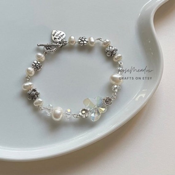 Kristall-Schmetterling Perlen Armband von rosemeadowcrafts