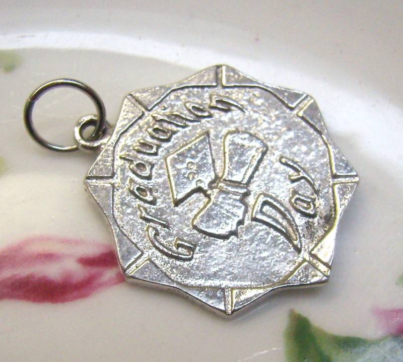 Vintage Sterling Silber Anhänger Abschluss Vintage Sterling Silber Anhänger Abschluss von rosiesvintageshop