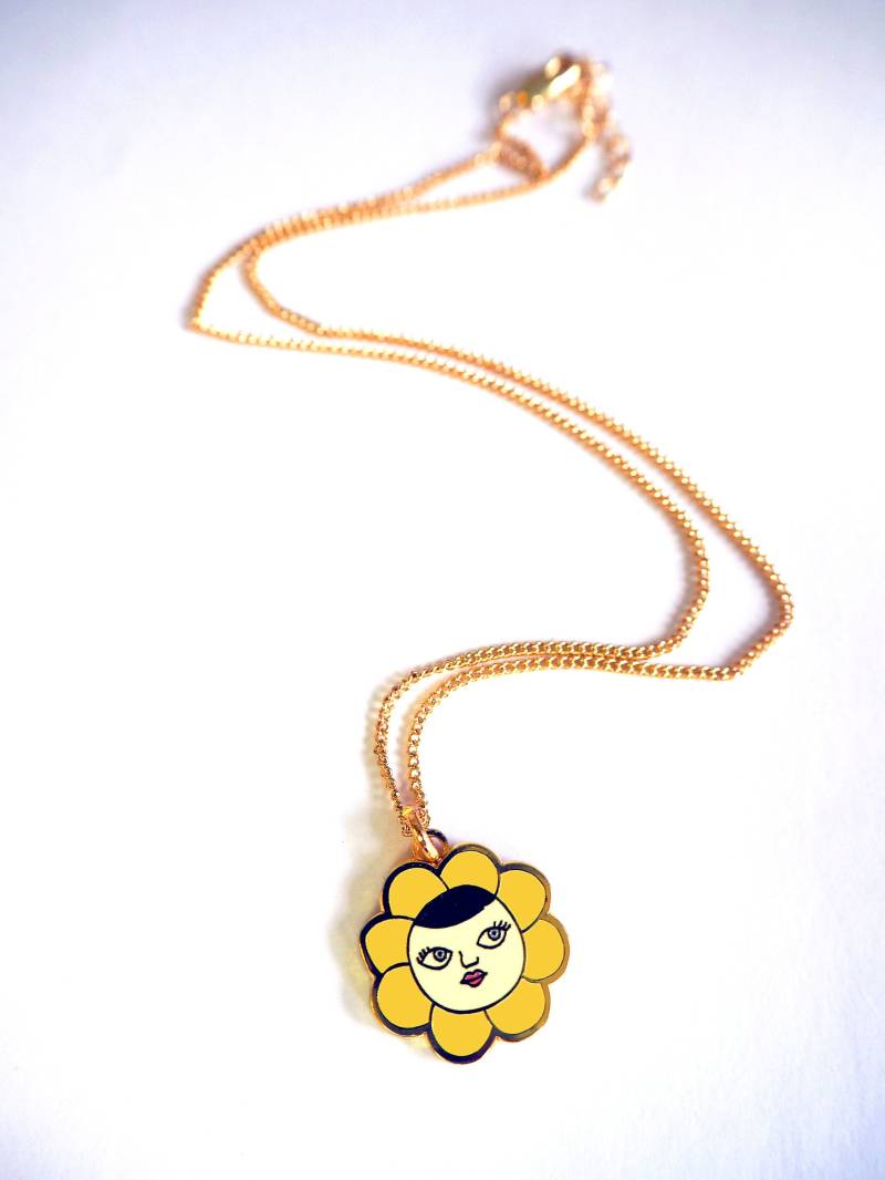 Niedliche Blumen Anhänger Halskette, Kinder Schmuck Gold Blume Charm Tochter Oder Enkelin Geburtstagsgeschenk von rosiewonders