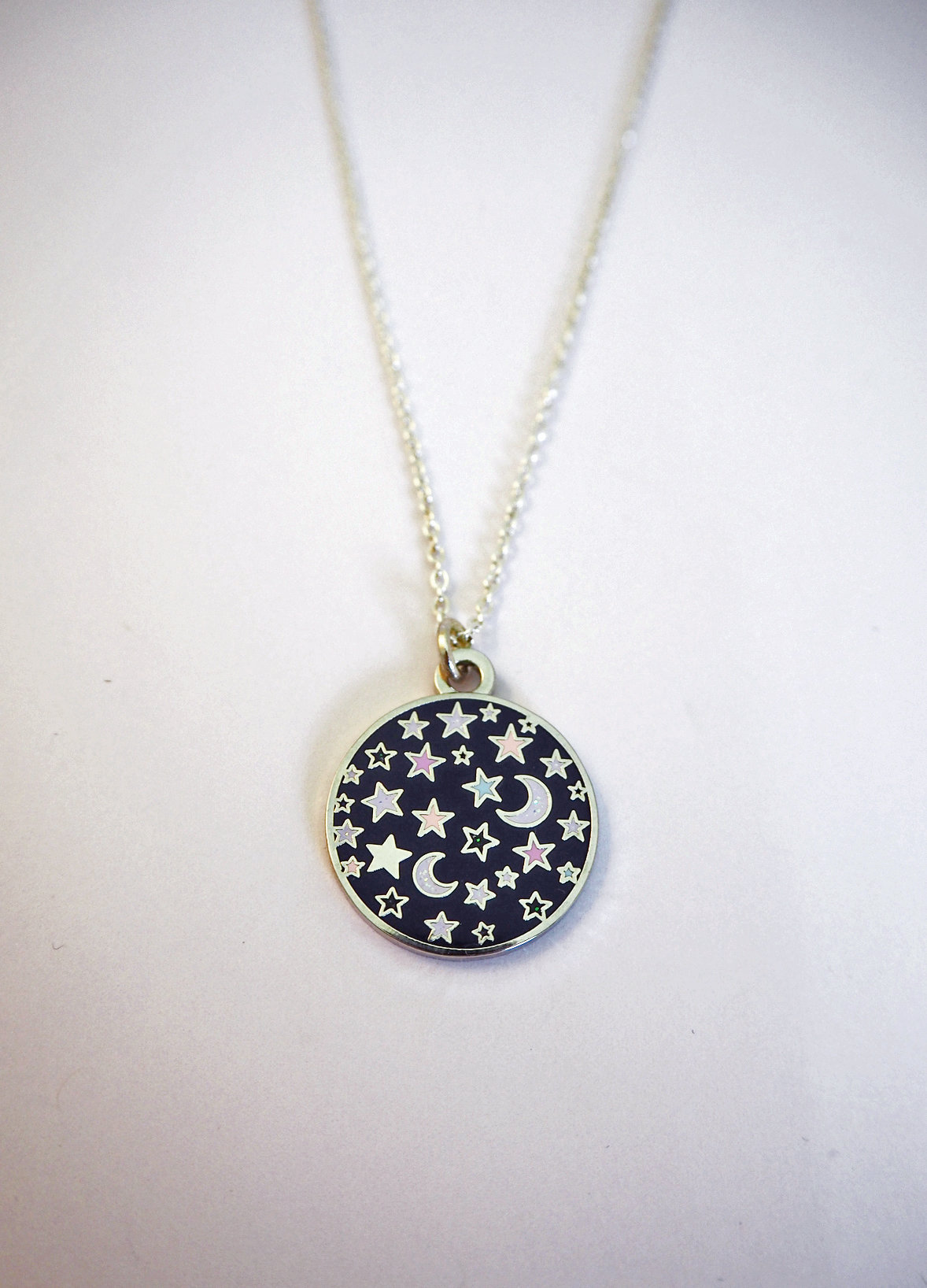 Silber Mond Und Sterne Halskette, Galaxy Glitter Anhänger Stern Muttertagsgeschenk, Letterbox Geschenk Silber Mond Und Sterne Halskette, Galaxy Glitter Anhänger Stern Muttertagsgeschenk, Letterbox Geschenk von rosiewonders