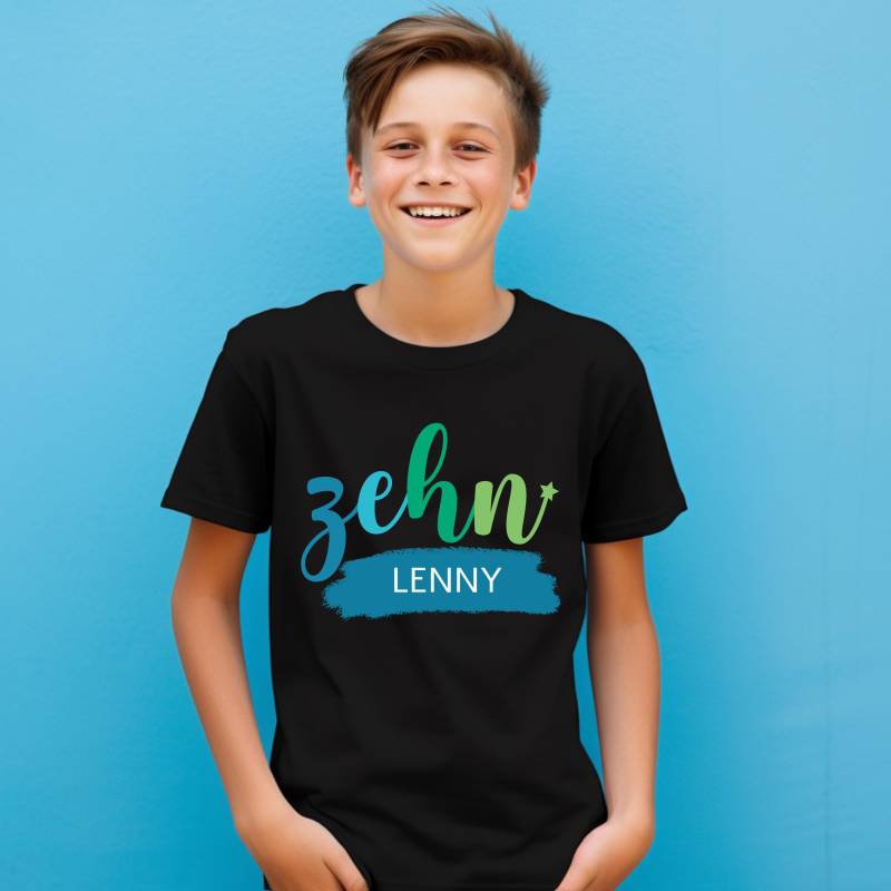 Geburtstagsshirt Personalisiert Für Jungs & Mädchen | Alter Als Wort Zahl Est. Geburtsjahr 3 4 5 6 7 8 9 10 11 12 Acht Neun Zehn Elf Geburtstagsshirt Personalisiert Für Jungs & Mädchen | Alter Als Wort Zahl Est. Geburtsjahr 3 4 5 6 7 8 9 10 11 12 Acht Neun Zehn Elf von rotekirschen