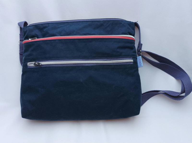 Handtasche Mit Vielen Reißverschlussfächern von roterFadenShop