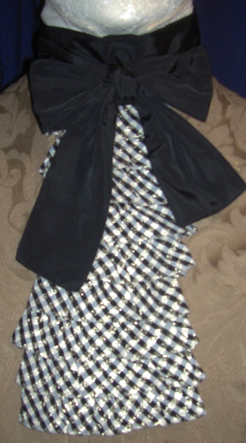Extra Fancy Spitze Schwarz/Silber Gold Krawatte Jabot/Cravat von royalcostumes