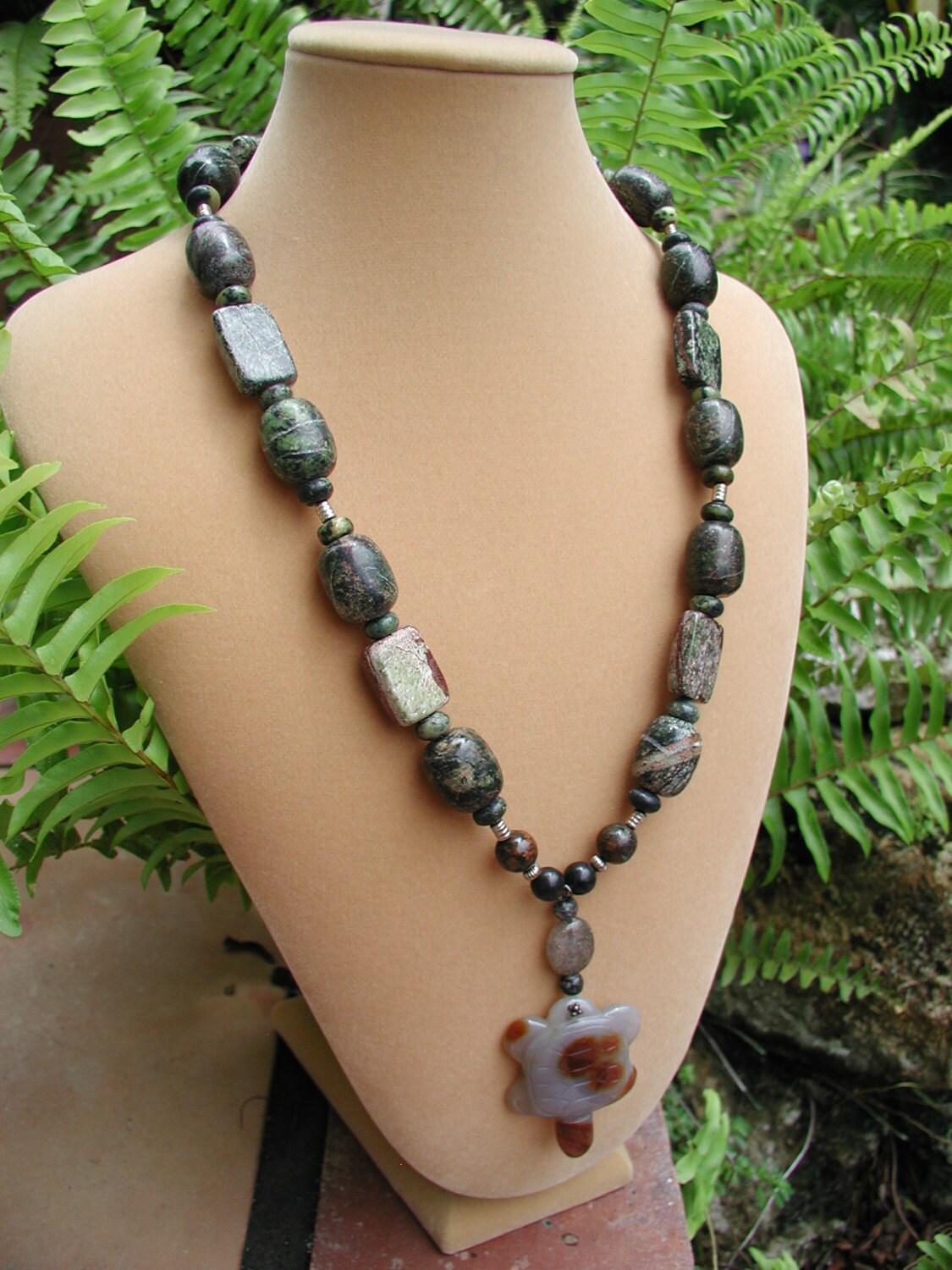 Schildkröte Halskette, Perlen Natur Schmuck, Chunky Grauer Stein Lange Halskette von rrdesigns561