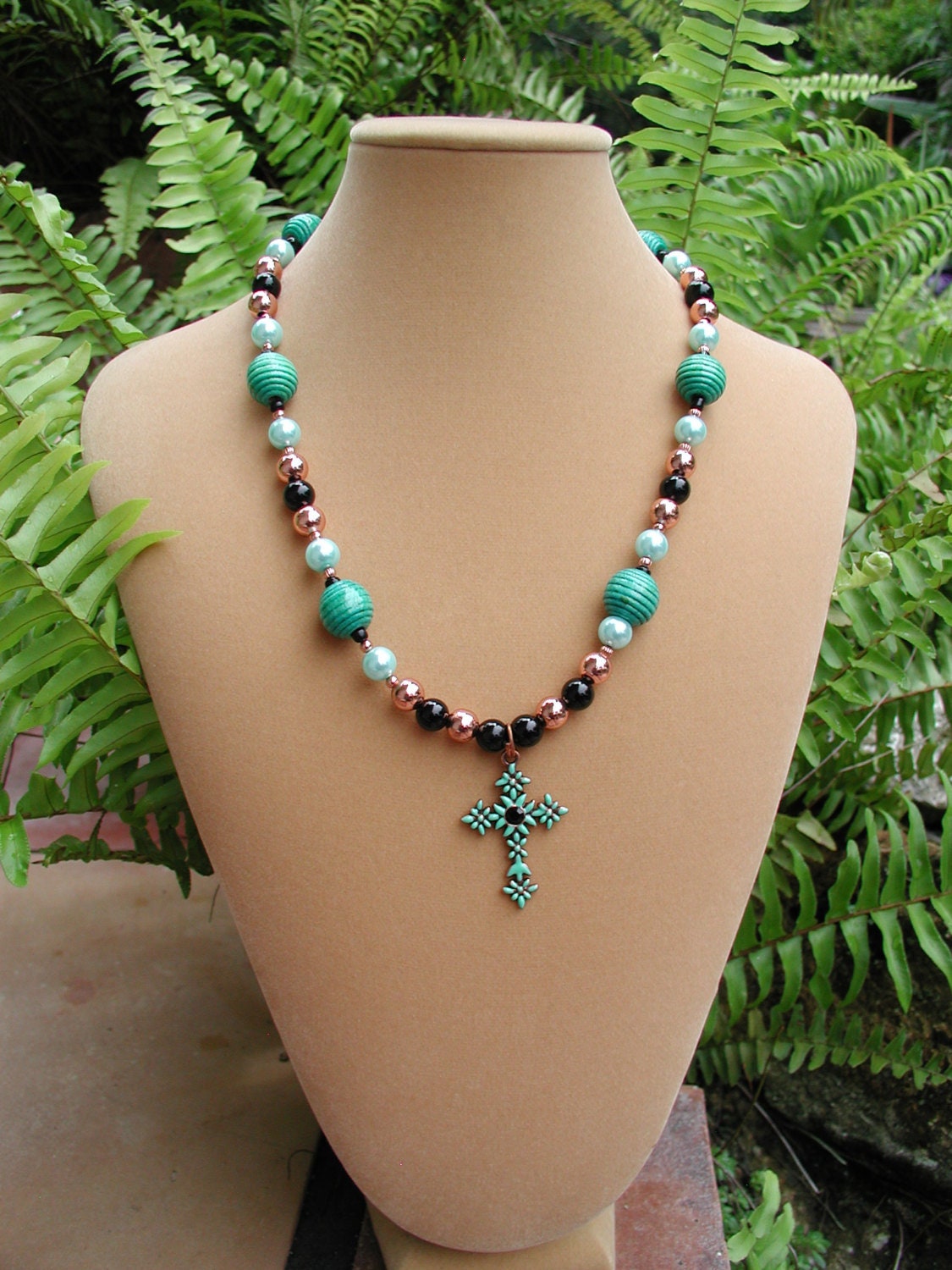 Türkis Kreuz Religiöse Halskette, Perlen Und Schwarze Anhänger, Anhänger Halskette von rrdesigns561