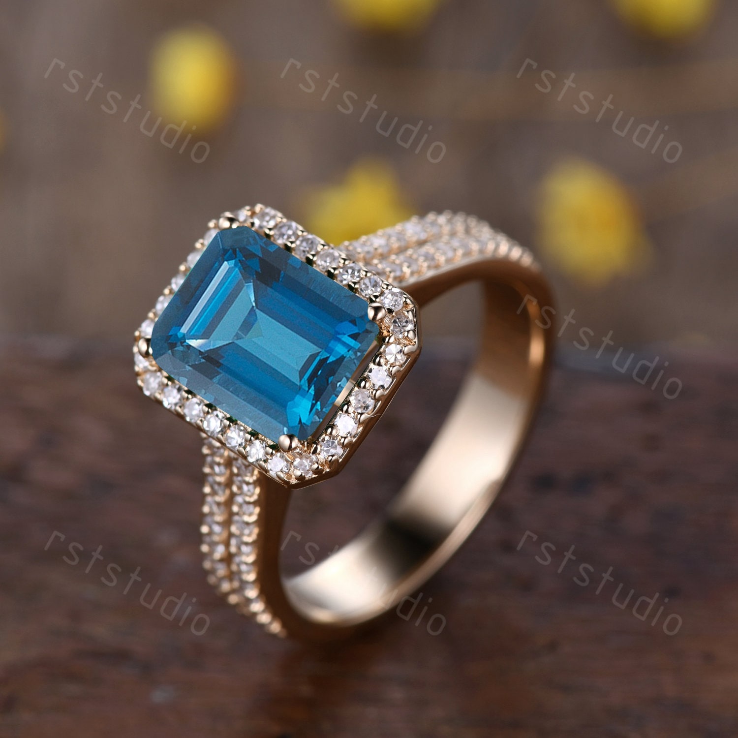 Smaragdschliff Vs Lodon Blautopas Verlobungsring Topas Ring Diamant Ehering 8x10mm Jubiläumsringe Für Frauen Extra 4mm Big Band von rststudio