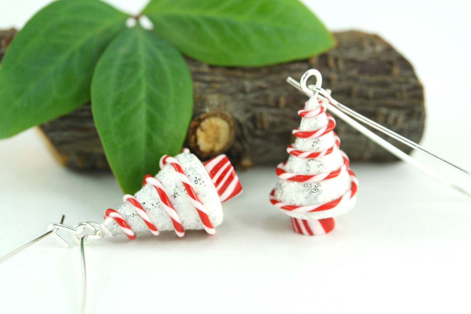 Weihnachten Ohrringe, Weihnachtsbaum Schmuck, Miniatur Baum, Hostessen Geschenk, Urlaub Ohrringe Weihnachten Ohrringe, Weihnachtsbaum Schmuck, Miniatur Baum, Hostessen Geschenk, Urlaub Ohrringe von rubipotamus