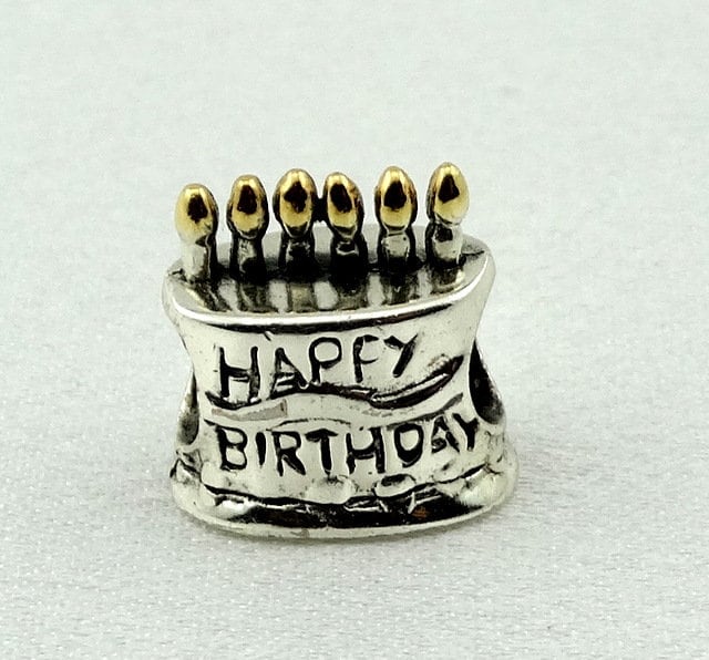 Alles Gute Zum Geburtstag Vintage Charm in Solid Sterling Silber Kostenloser Versand #hbirt-cm9 von rubysvintagejewelry