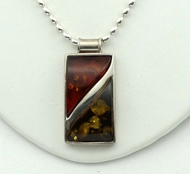 Atemberaubende Große Vintage 2 Farbe Bernstein Und Sterling Silber Designer Anhänger Kostenloser Versand 18" Kette Enthalten #2Ambers-Spc15 Atemberaubende Große Vintage 2 Farbe Bernstein Und Sterling Silber Designer Anhänger Kostenloser Versand 18" Kette Enthalten #2Ambers-Spc15 von rubysvintagejewelry