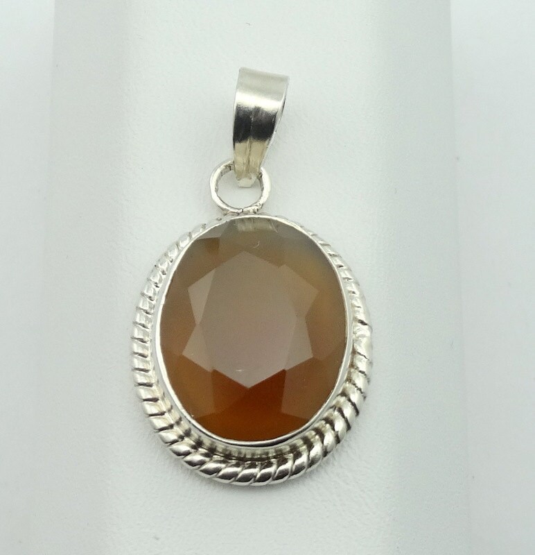 Facettierter Top Citrin Sterling Silber Anhänger #citr-Spc1 Facettierter Top Citrin Sterling Silber Anhänger #citr-Spc1 von rubysvintagejewelry