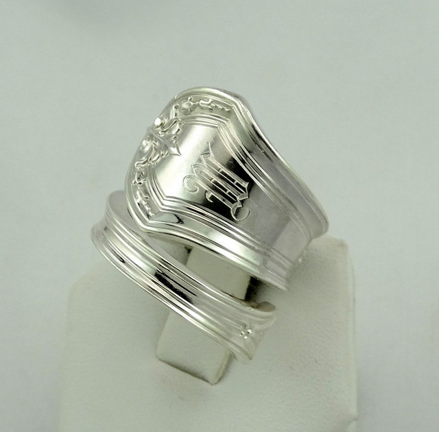 "Gravierte Initial ""W"" Echt Vintage Handgemachte Sterling Silber Einstellbare Größe 8 1/2 Löffel Ring Kostenloser Versand" #wsr812-C6-Spr2 von rubysvintagejewelry