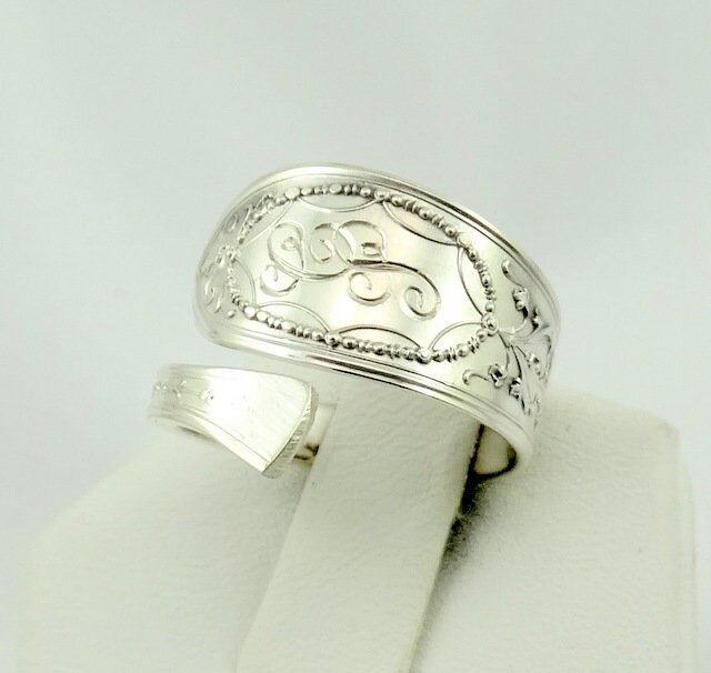 Gravierte Initialen "C S" Echt Vintage Handarbeit Sterling Silber Größenverstellbar 5 3/4 Löffel Ring Versandkostenfrei #534Cs-Sr1 von rubysvintagejewelry