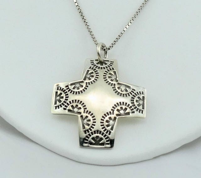 Hand Gestempelt Vintage Sterling Silber Kreuz Anhänger Auf Einem 20 Zoll Box Link Kette Kostenloser Versand #stamped-xp1 von rubysvintagejewelry