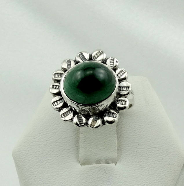 "Hoch Gewölbter Malachit "Auge" in Einem Vintage Sterling Silber Ring #meye-Sr6." von rubysvintagejewelry