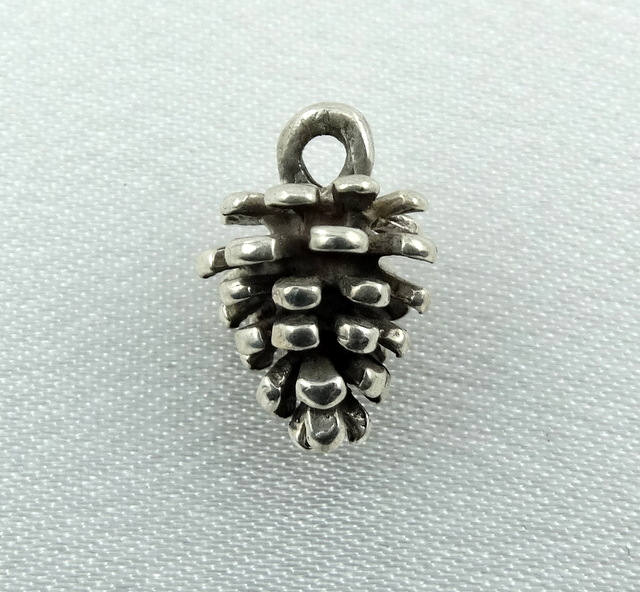 Kiefer Kegel Vintage Solide Sterling Charme Kostenloser Versand #pine-cm2 von rubysvintagejewelry