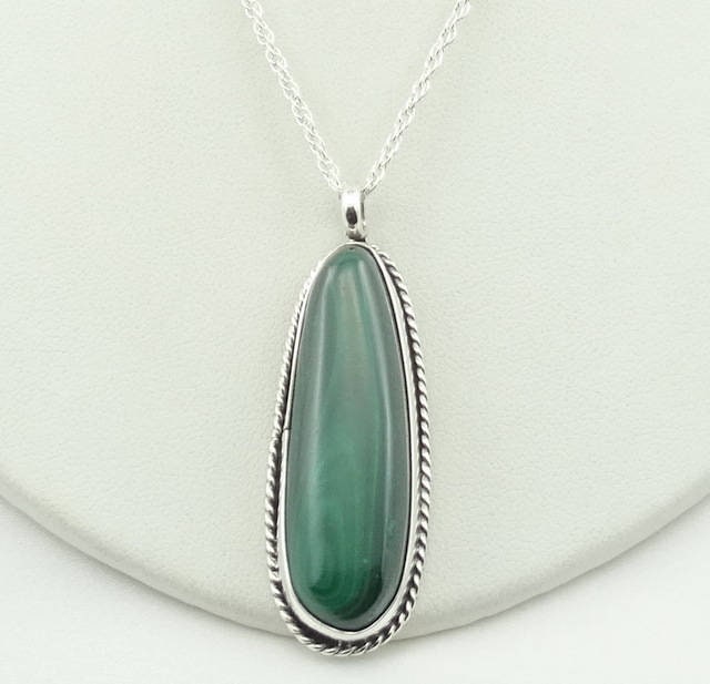 Lange Grüne Malachit Vintage Sterling Silber Anhänger Kostenloser Versand Mit 16" Kette #longmala-Spc10 von rubysvintagejewelry