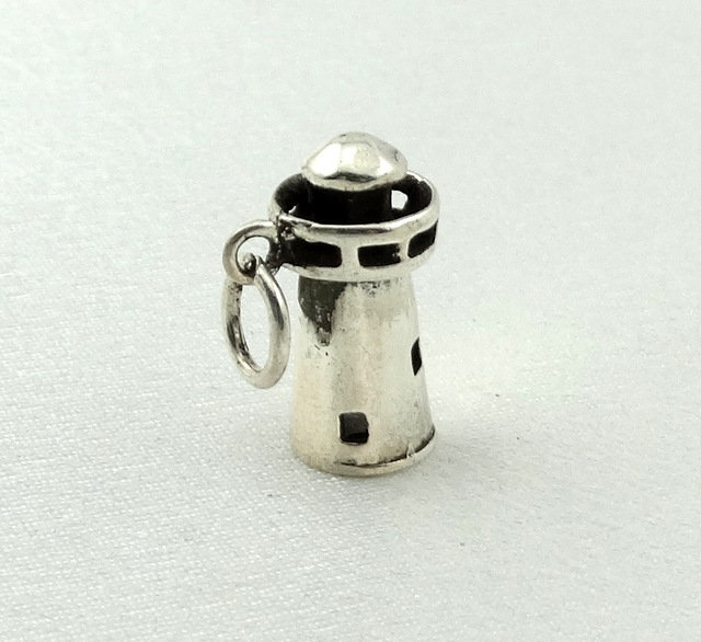 Leuchtturm Vintage Solid Sterling Charme Kostenloser Versand Liho-cm12 Leuchtturm Vintage Solid Sterling Charme Kostenloser Versand Liho-cm12 von rubysvintagejewelry