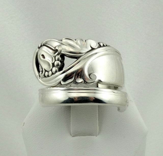 "Sammlerstück "Spring Glory" Echt Vintage Sterling Silber Löffel Ring Einstellbar Größe 11 1/4 Kostenloser Versand # 1114-A12-Spr2 ." von rubysvintagejewelry