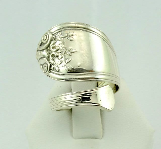 Schlichter Floraler Vintage Handarbeit Sterling Silber Verstellbarer Löffel Ring Größe 8 3/4 Versandkostenfrei #8.75Smfl-Sr9 von rubysvintagejewelry