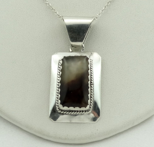 Schöne Misty Achat Cabochon in Einem Sterling Silber Anhänger. Kostenloser Versand Mit 20" Kette #misty-Spc10 von rubysvintagejewelry