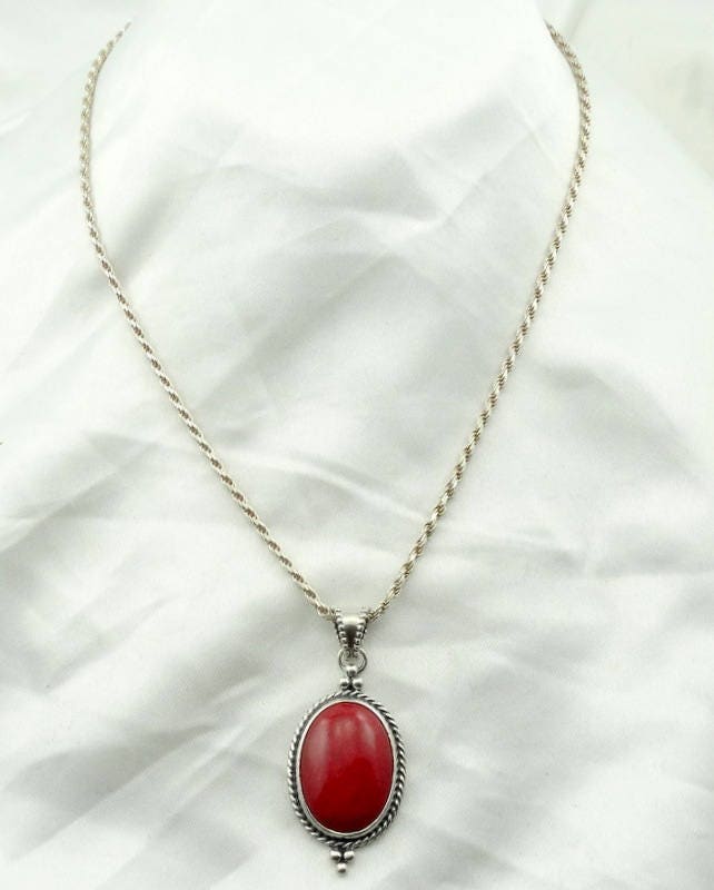 Schöne Rich Red Jasper Set in Einem Sterling Silber Anhänger. Kostenloser Versand 20" Kette Enthalten Red-Spc2 Schöne Rich Red Jasper Set in Einem Sterling Silber Anhänger. Kostenloser Versand 20" Kette Enthalten Red-Spc2 von rubysvintagejewelry