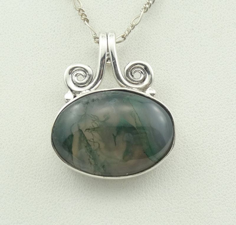 Schöne Vintage Grün Moos Achat Cabochon in Einem Sterling Silber Anhänger. Kostenloser Versand 18" Kette Enthalten #grnmoss-Spc6 von rubysvintagejewelry
