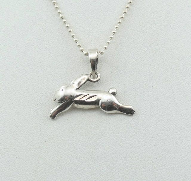 Süße Springen Peter Rabbit Vintage Sterling Silber Anhänger Kostenloser Versand Mit 14" Kette #peterrabbit-Spc10 von rubysvintagejewelry
