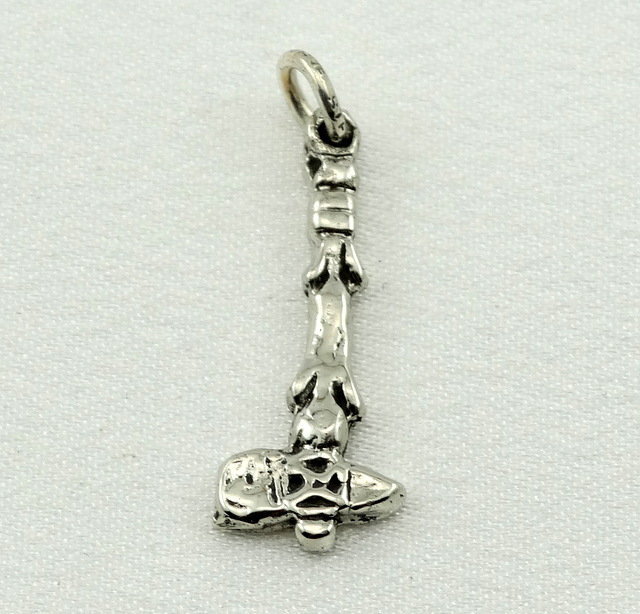 Tomahawk Vintage Solid Sterling Charme Kostenloser Versand #toma-cm8 von rubysvintagejewelry