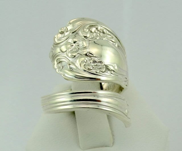 Verzierter Floraler Vintage Handarbeit Sterling Silber Verstellbarer Löffel Ring Größe 8 1/2 Versandkostenfrei #florn812-Sr9 von rubysvintagejewelry