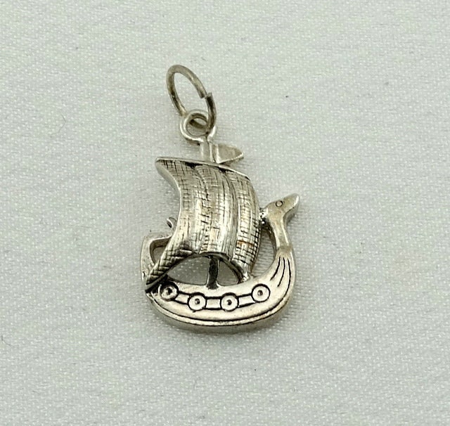 Vicking Schiff Vintage Sterling Silber Charme Kostenloser Versand #vick-cm16 Vicking Schiff Vintage Sterling Silber Charme Kostenloser Versand #vick-cm16 von rubysvintagejewelry