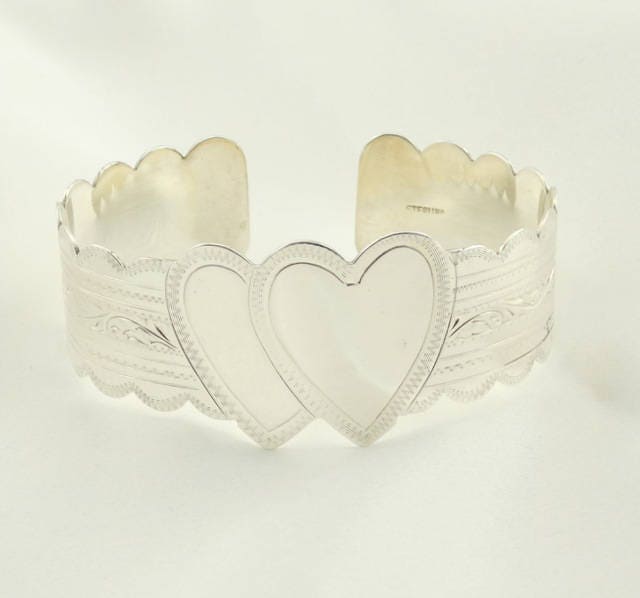 Vintage Doppel Herz Siegel Sterling Silber Manschette Armband Kostenloser Versand #2Hearts-Cf2 von rubysvintagejewelry