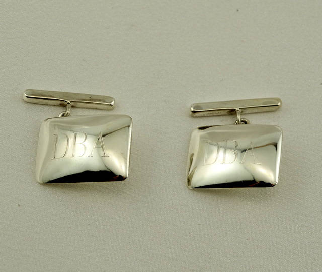 Vintage Gravierte Initialen "Dba" Silber Manschettenknöpfe. Kostenloser Versand #dba-Cl von rubysvintagejewelry