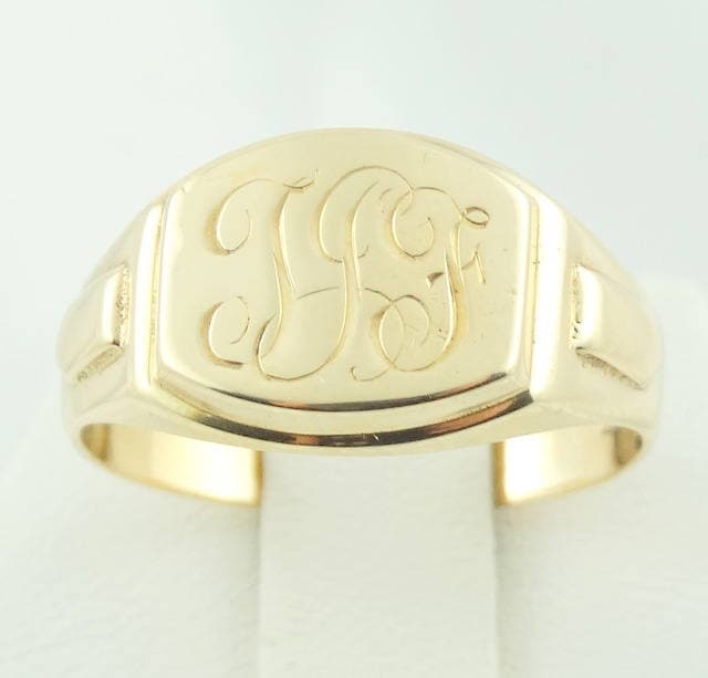 Vintage Handgravierte "Tjf' 10K Gelbgold Signet Größe 8 3/4 Kostenloser Versand #tjf1-Gr6 Vintage Handgravierte "Tjf' 10K Gelbgold Signet Größe 8 3/4 Kostenloser Versand #tjf1-Gr6 von rubysvintagejewelry