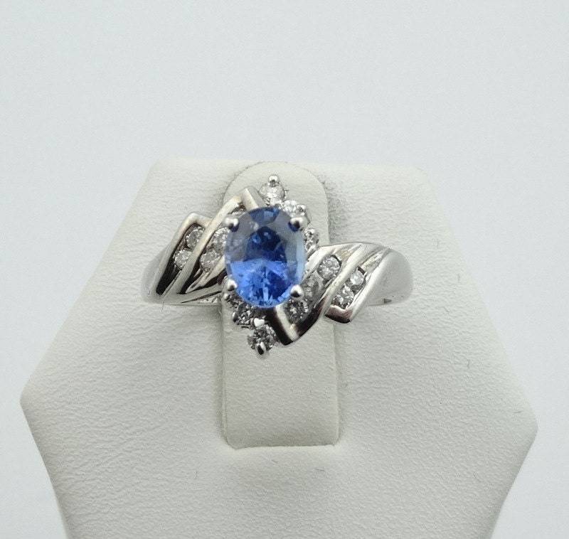 Wunderschöner Vintage Tansanit Und Diamant 14K Weißgold Ring Größe 6 1/4 Versandkostenfrei #tzd14Kw-Gr1 Wunderschöner Vintage Tansanit Und Diamant 14K Weißgold Ring Größe 6 1/4 Versandkostenfrei #tzd14Kw-Gr1 von rubysvintagejewelry