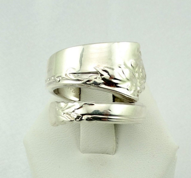 Wunderschönes Vintage Rosenmuster Handarbeit Sterling Silber Größenverstellbar Löffel Ring Größe 9 3/4 Versandkostenfrei #r975-Sr13 von rubysvintagejewelry