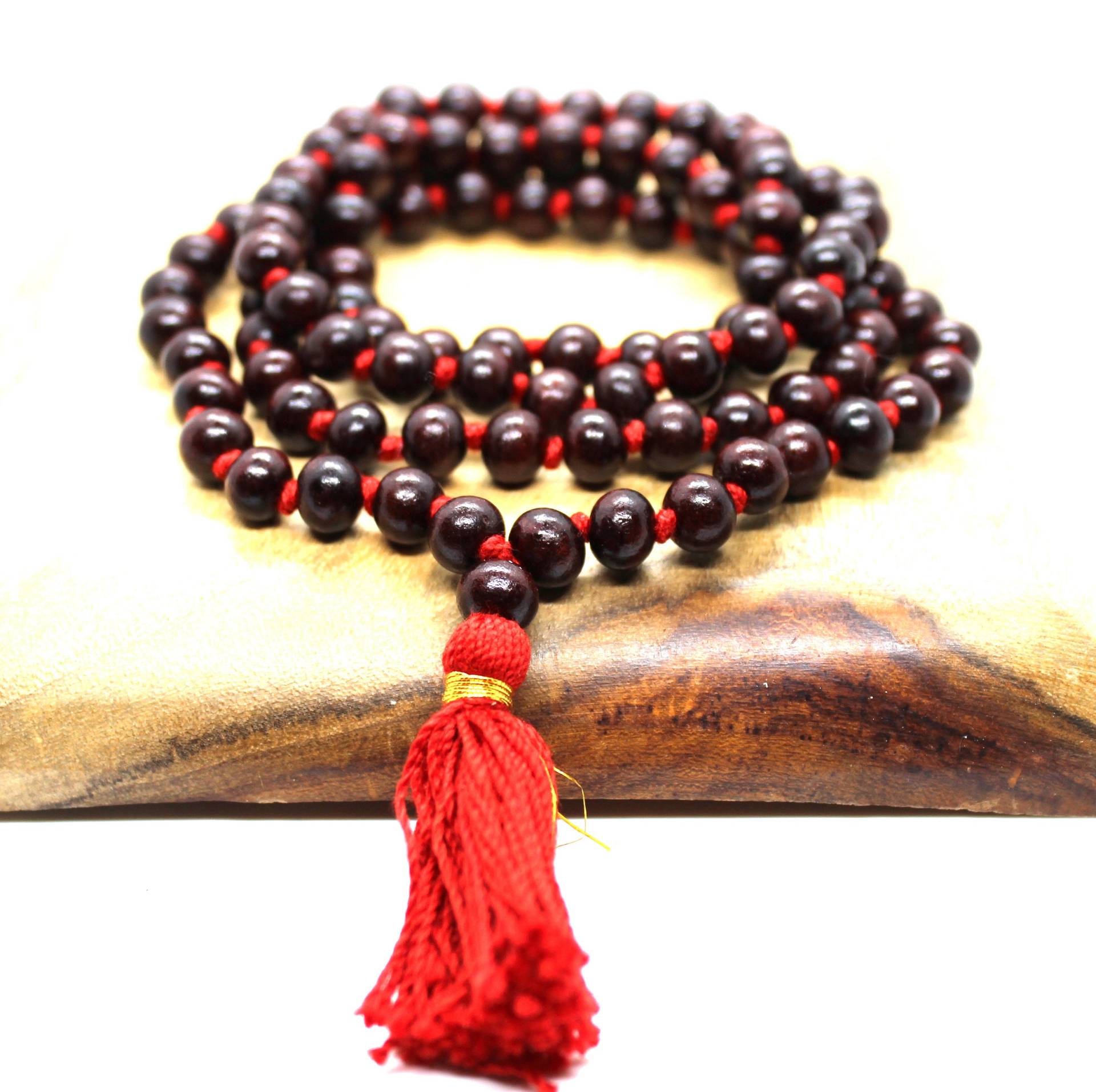 Rosenholz Mala 108+1 Perlen Handgemacht - Schöne Quaste 8mm Perlengröße Hindu Yoga Mediation Japa Mala 108 Geknotete Rosenholz Mala 108+1 Perlen Handgemacht - Schöne Quaste 8mm Perlengröße Hindu Yoga Mediation Japa Mala 108 Geknotete von rudrakshagems