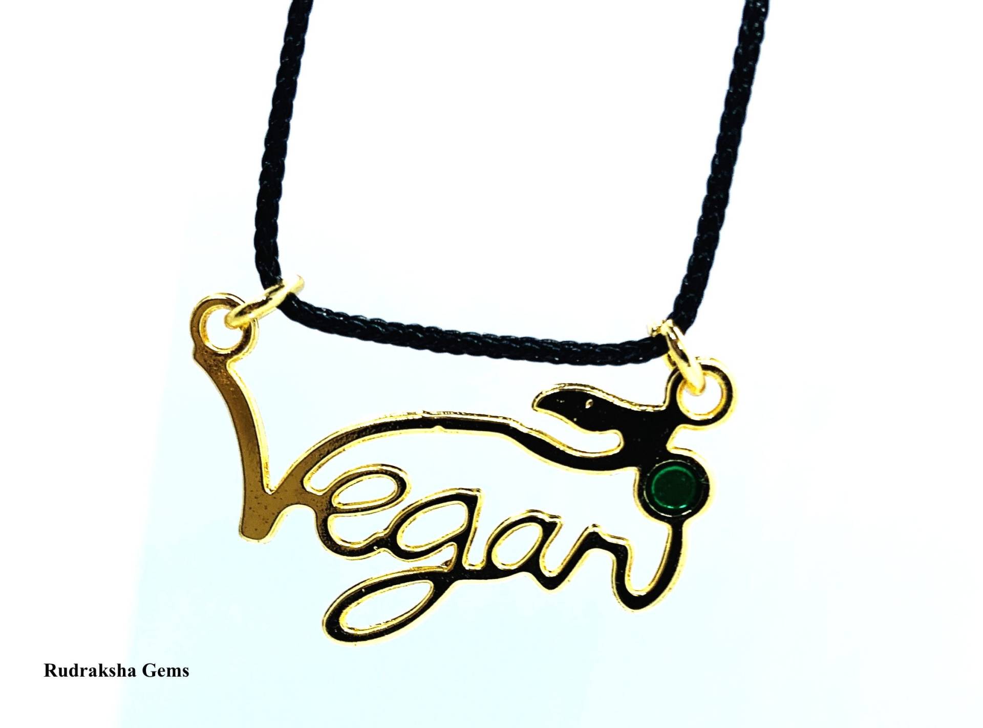 V Wie Vegan-Halskette - Veganer Schmuck Dezente Vegane Nachricht Uk Vegan Mit Blatt Messinganhänger, Golden-Silberfarbene V Wie Vegan-Halskette - Veganer Schmuck Dezente Vegane Nachricht Uk Vegan Mit Blatt Messinganhänger, Golden-Silberfarbene von rudrakshagems