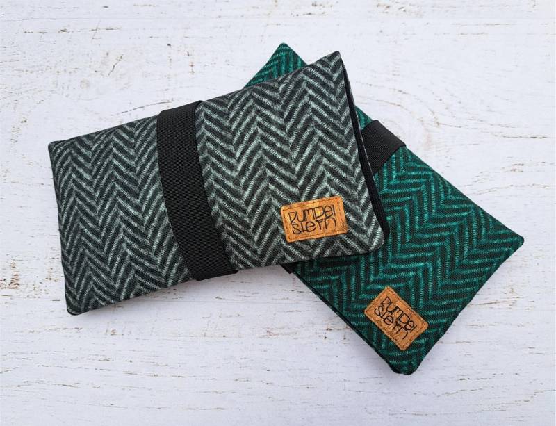 Tabaktasche Fischgrat Grau Oder Grün Mit Gummiband Rumpelstein von rumpelstein