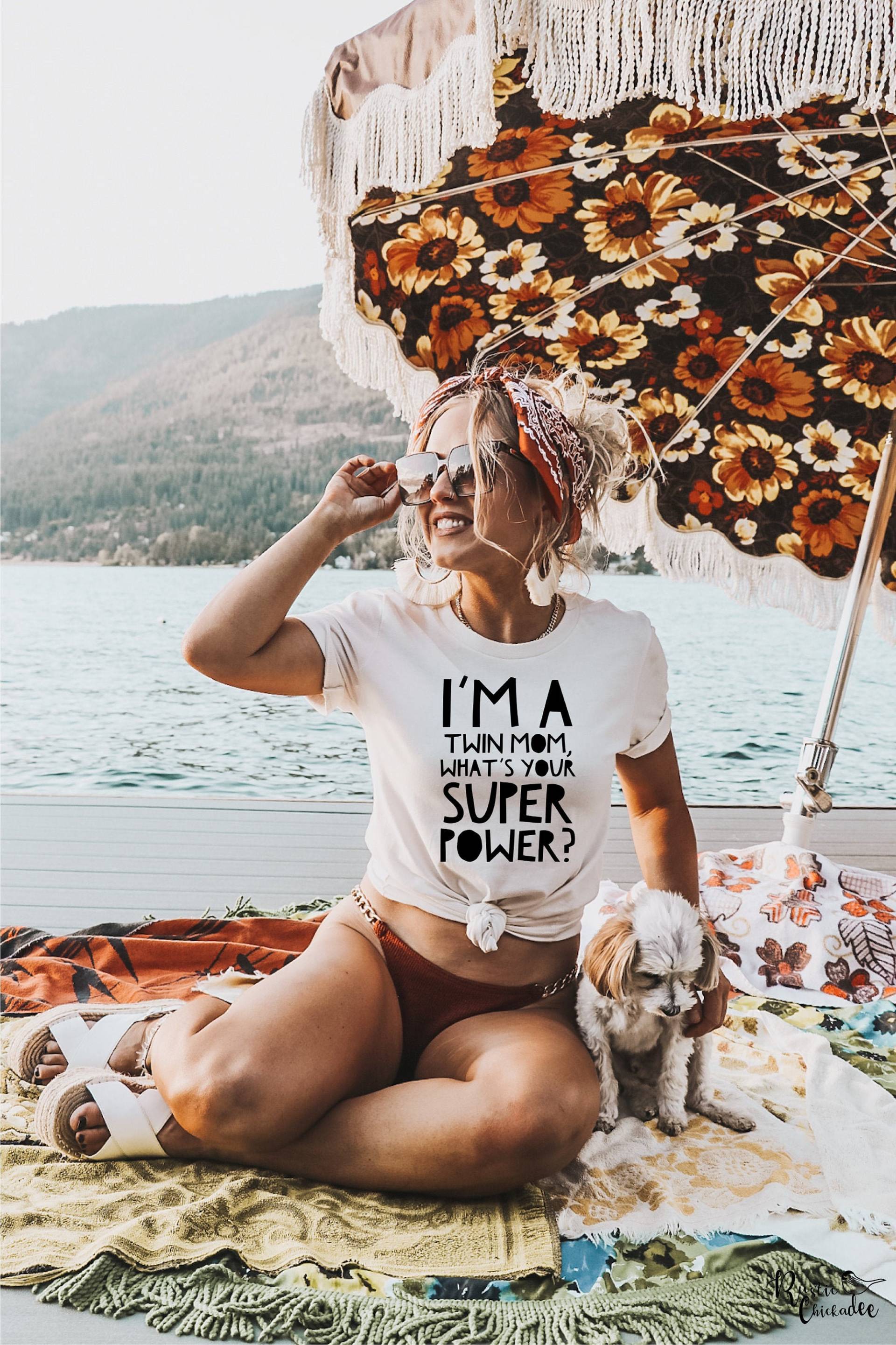 I'm A Twin Mom What Es Your Superpower Shirt Geschenk Für Mama Life Muttertag Baby Shower Zwillinge I'm A Twin Mom What Es Your Superpower Shirt Geschenk Für Mama Life Muttertag Baby Shower Zwillinge von rusticchickadee