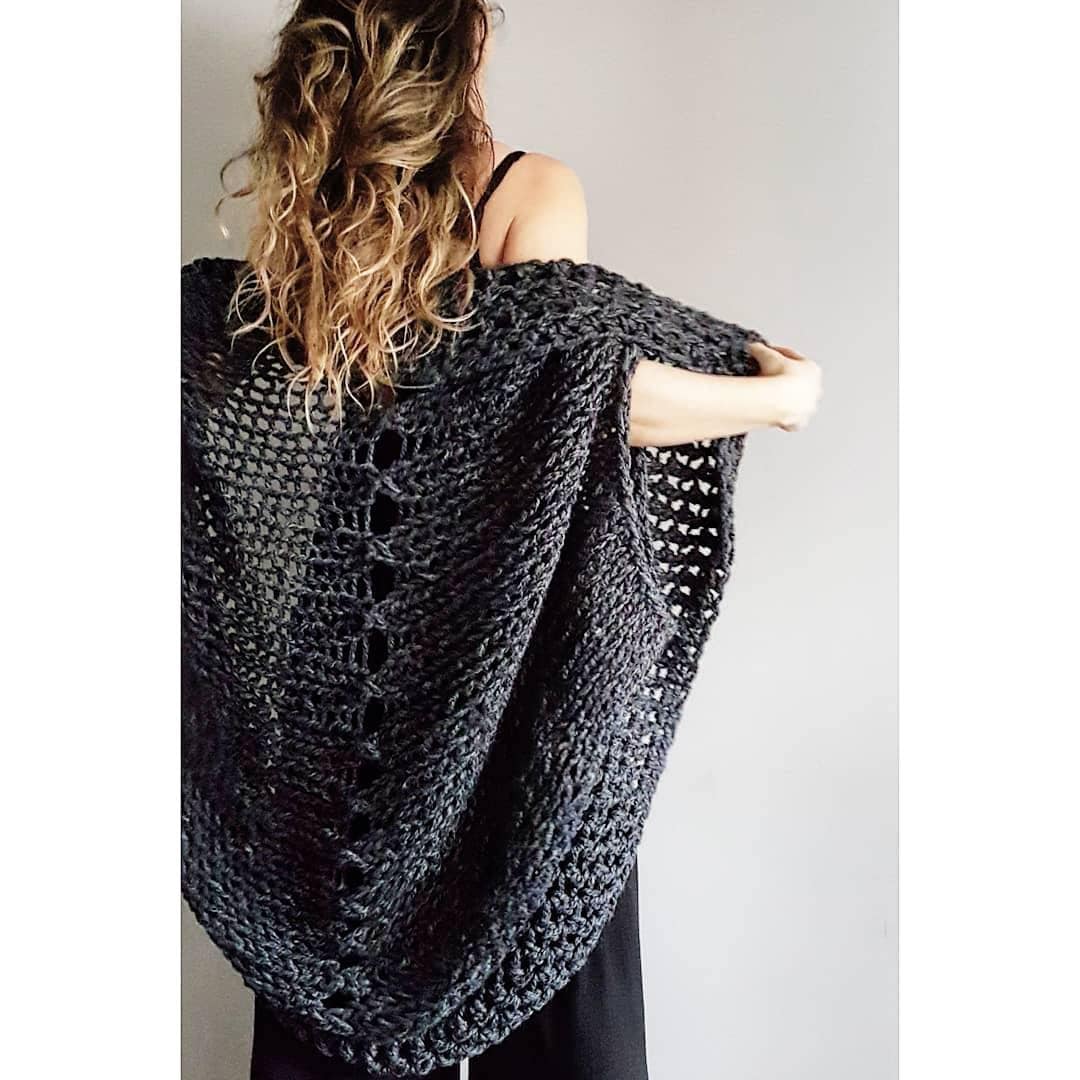Oversized Shrug - Gestrickter Shrug, Grobstrick Oberteil, Strickpullover, Kimono, Gestrickte Cardi, Strickjacke, Baggy Pullover, Oversize Pullover Oversized Shrug - Gestrickter Shrug, Grobstrick Oberteil, Strickpullover, Kimono, Gestrickte Cardi, Strickjacke, Baggy Pullover, Oversize Pullover von rustiknits