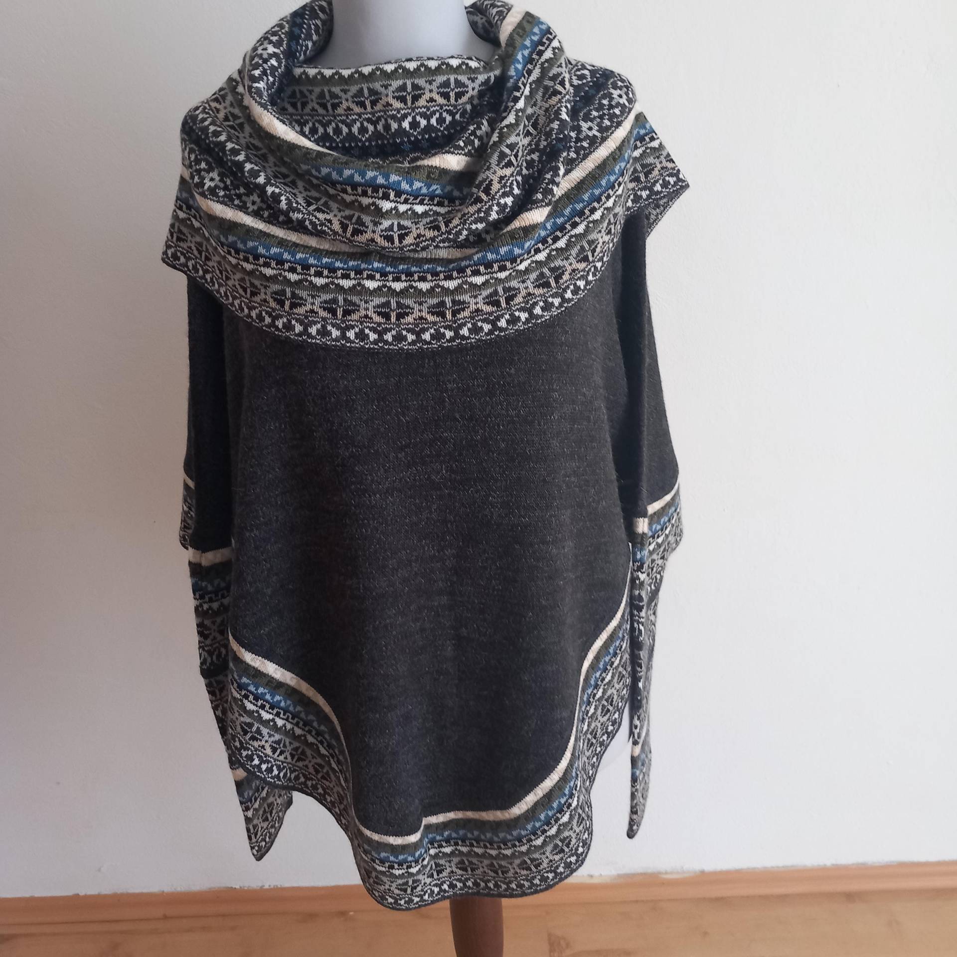 Poncho Aus Alpakawolle/Poncho Pullover/Dame Poncho/Handgestrickter von ruthicolorido