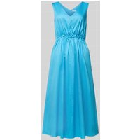 s.Oliver BLACK LABEL Kleid mit V-Ausschnitt in Hellblau, Größe 34 s.Oliver BLACK LABEL Kleid mit V-Ausschnitt in Hellblau, Größe 34 von s.Oliver BLACK LABEL