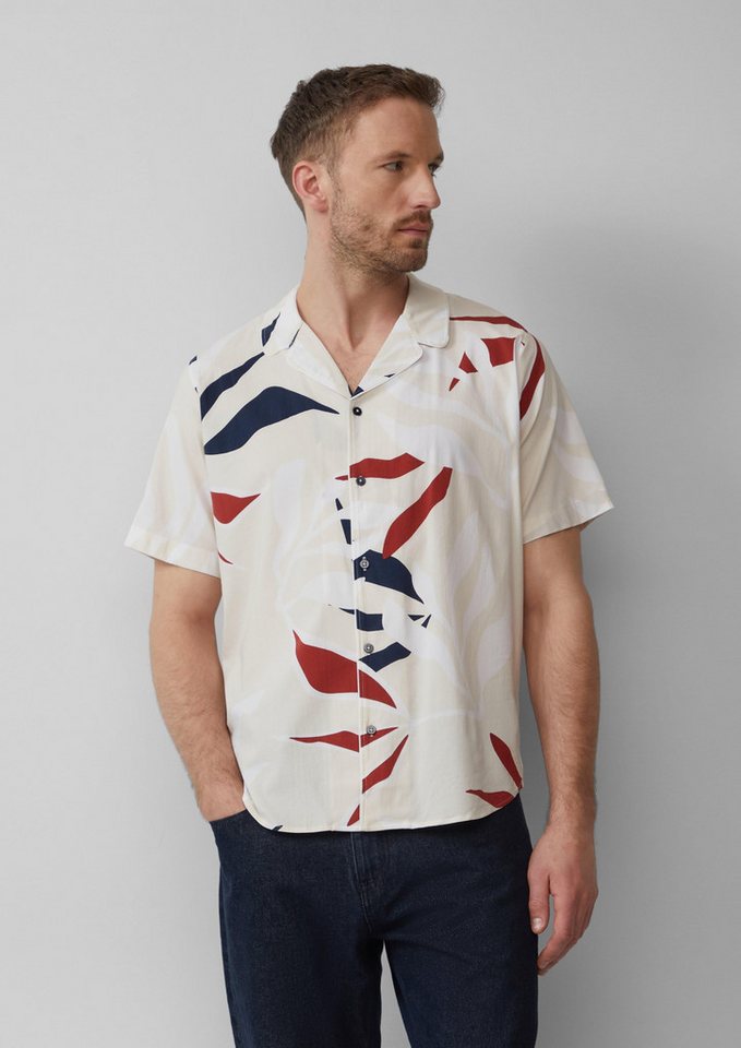 s.Oliver BLACK LABEL Kurzarmhemd Resort Fit: Gemustertes Kurzarmhemd aus Viskosemix von s.Oliver BLACK LABEL