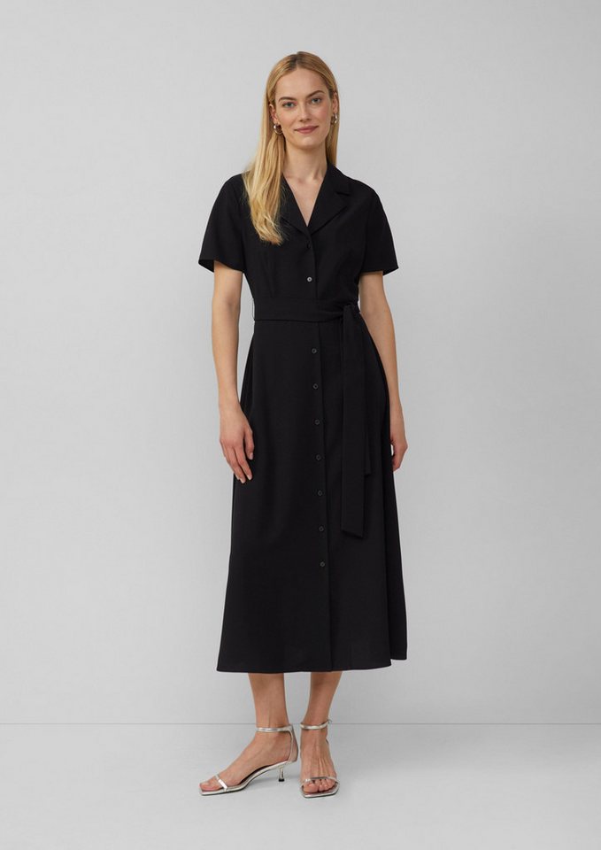 s.Oliver BLACK LABEL Maxikleid Tailliertes Maxikleid aus Crêpe mit Reverskragen und Bindegürtel von s.Oliver BLACK LABEL