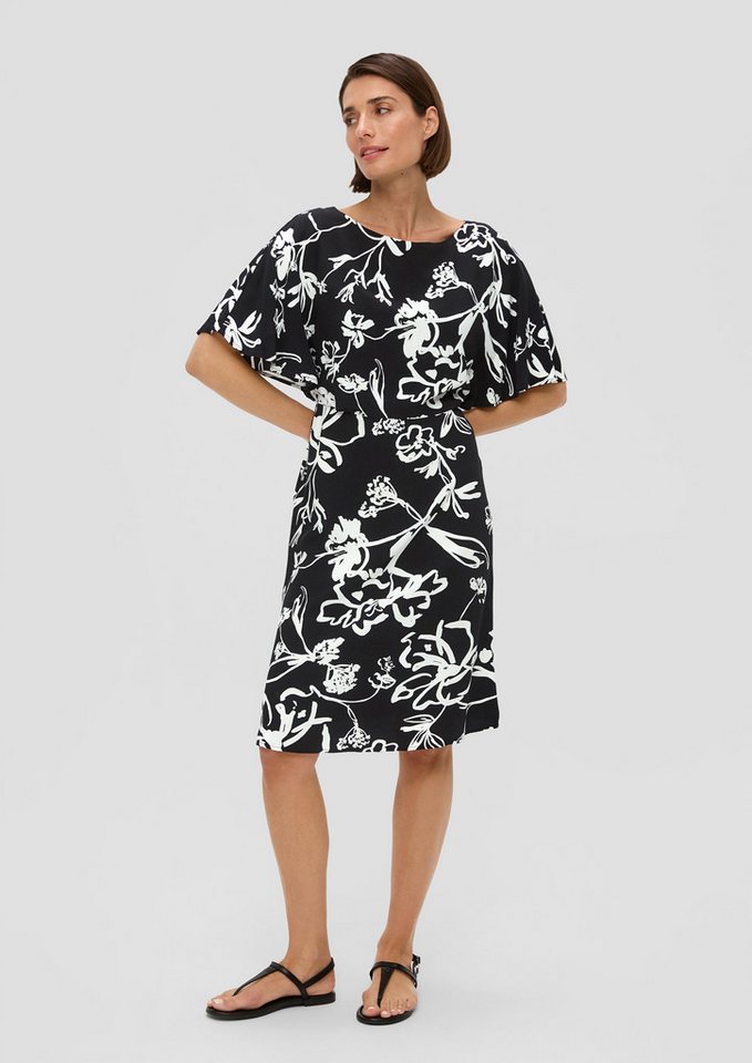 s.Oliver BLACK LABEL Minikleid Midkleid mit All-over-Print und Flügelärmel Gummizug s.Oliver BLACK LABEL Minikleid Midkleid mit All-over-Print und Flügelärmel Gummizug von s.Oliver BLACK LABEL