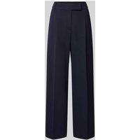 s.Oliver BLACK LABEL Relaxed Fit Anzughose aus Viskose-Mix mit Bügelfalten in Marine, Größe 34/32 von s.Oliver BLACK LABEL