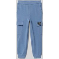 s.Oliver RED LABEL Regular Fit Jogpants aus Sweat mit Cargotaschen in Rauchblau, Größe 140 s.Oliver RED LABEL Regular Fit Jogpants aus Sweat mit Cargotaschen in Rauchblau, Größe 140 von s.Oliver RED LABEL